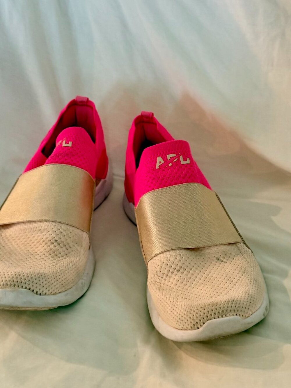 APL TechLoom Bliss Sneakers Womens Size 10 Pink Slip On Athletic Shoes